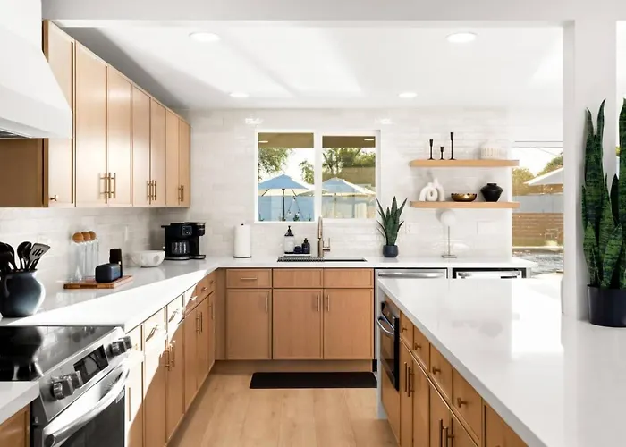 5 Bedroom With Heated Pool, Fire Pit, Big Backyard In Paradise Valley Phoenix
