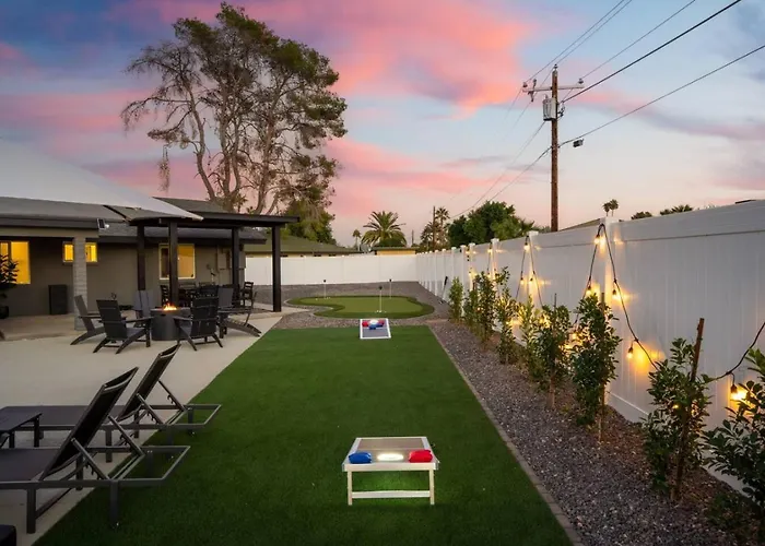 5 Bedroom With Heated Pool, Fire Pit, Big Backyard In Paradise Valley Holiday home