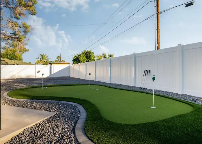 Holiday home 5 Bedroom With Heated Pool, Fire Pit, Big Backyard In Paradise Valley Phoenix