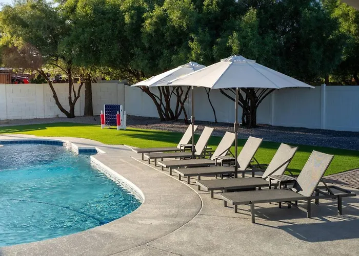 5 Bedroom With Heated Pool, Fire Pit, Big Backyard In Paradise Valley Holiday home *