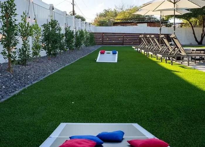 5 Bedroom With Heated Pool, Fire Pit, Big Backyard In Paradise Valley