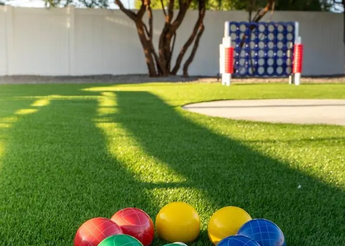 5 Bedroom With Heated Pool, Fire Pit, Big Backyard In Paradise Valley Holiday home